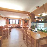 - Cihlarka *